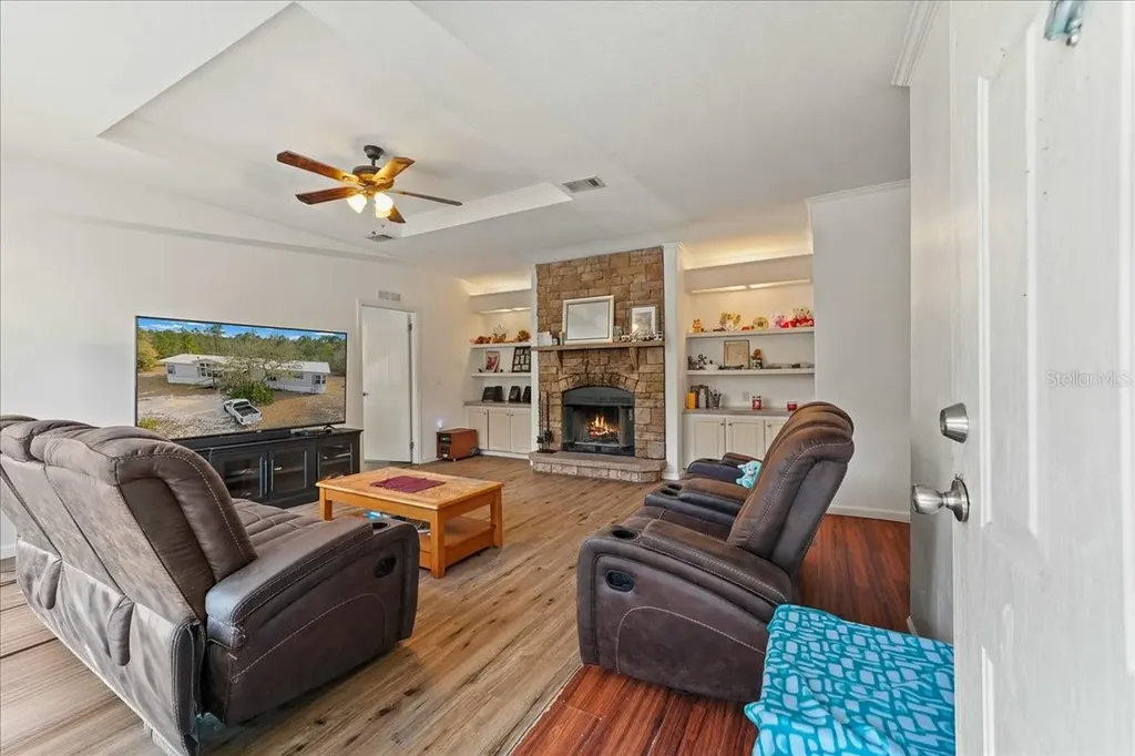 137 Franklin Avenue Pomona Park FL 32181