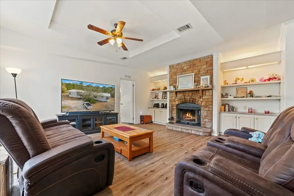 137 Franklin Avenue Pomona Park FL 32181