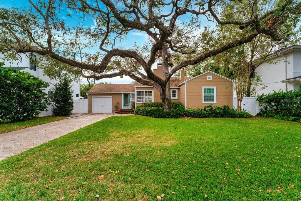 4206 W Empedrado Street Tampa FL 33629