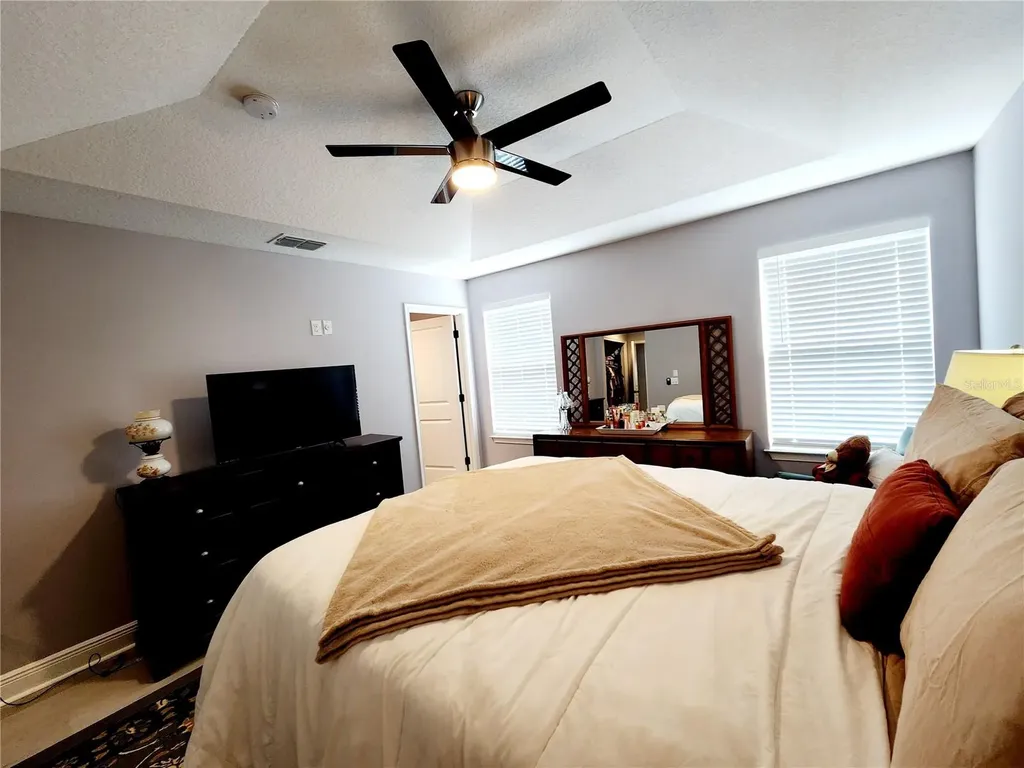 5508 Viola Lee Way Lutz FL 33558