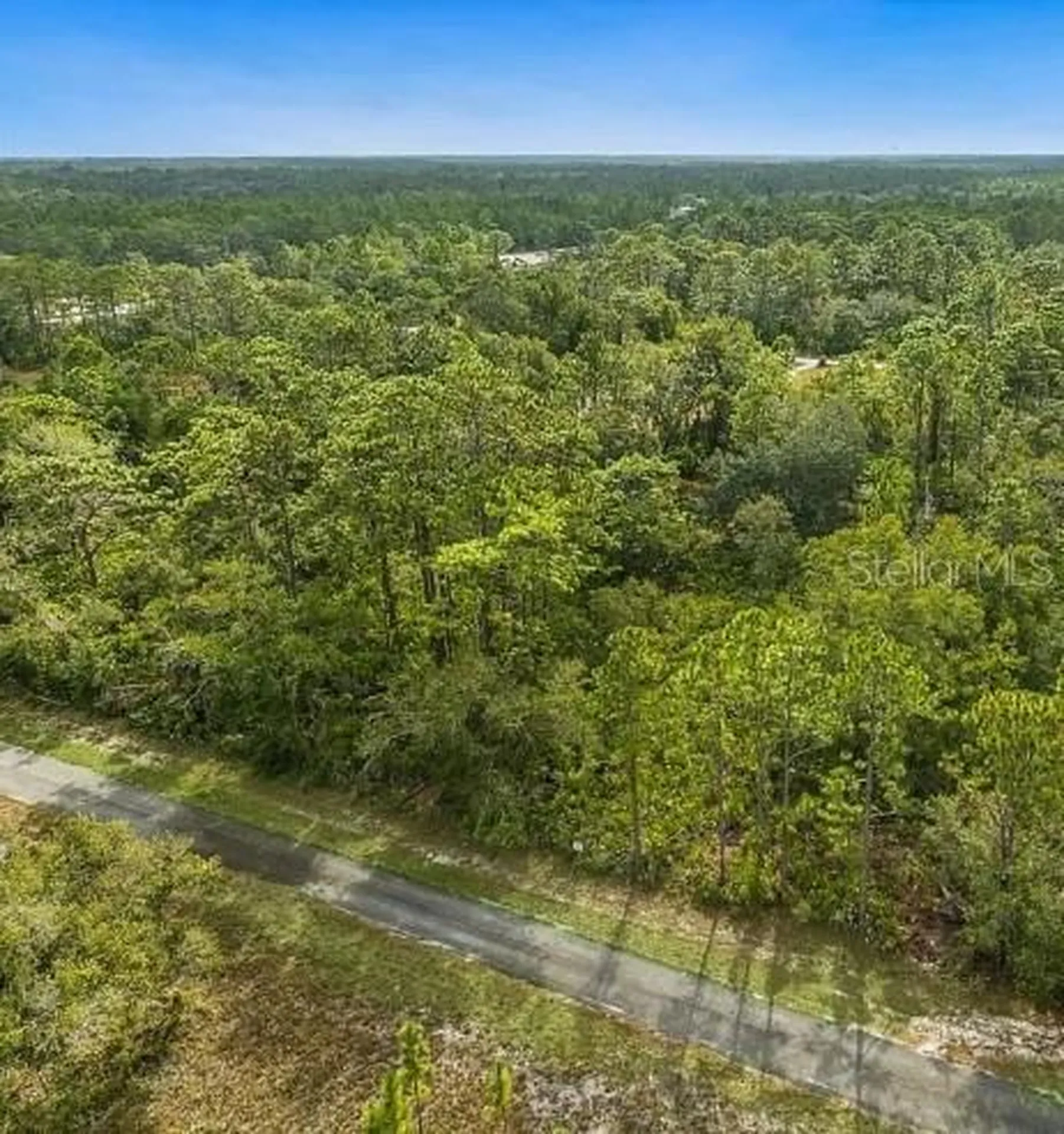 915 Indian Lake Drive Indian Lake Estates FL 33855