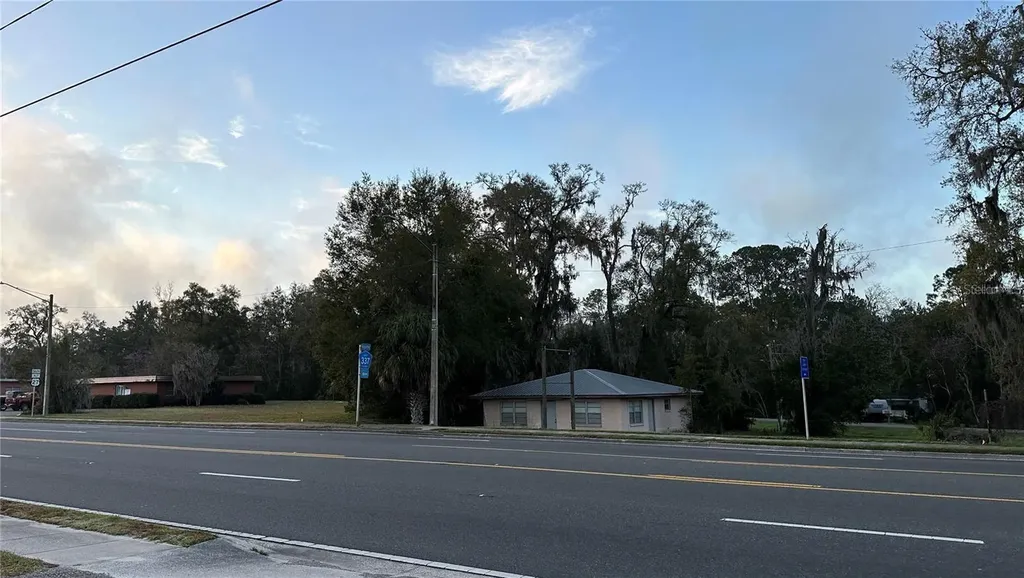 602 Hathaway Avenue Bronson FL 32621