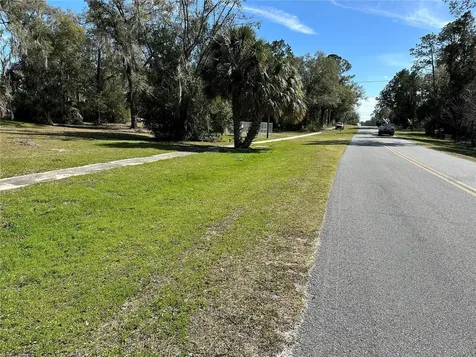 602 Hathaway Avenue Bronson FL 32621