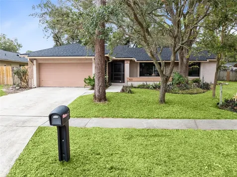823 Haulover Drive Altamonte Springs FL 32714
