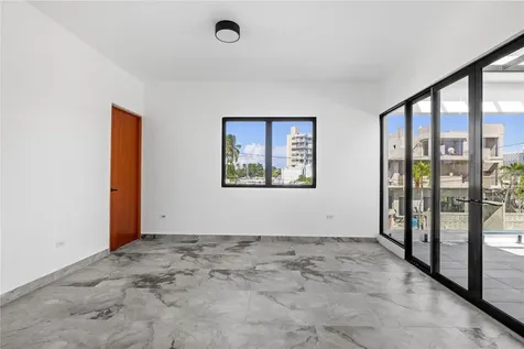 2058 Cacique San Juan PR 00911