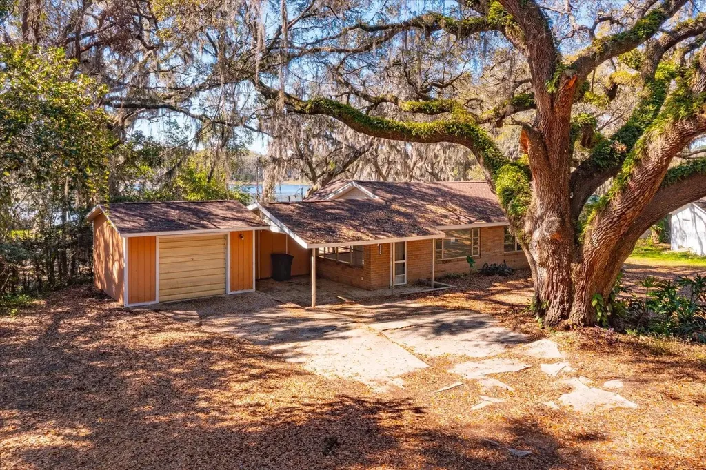 6100 Windmill Road Leesburg FL 34748