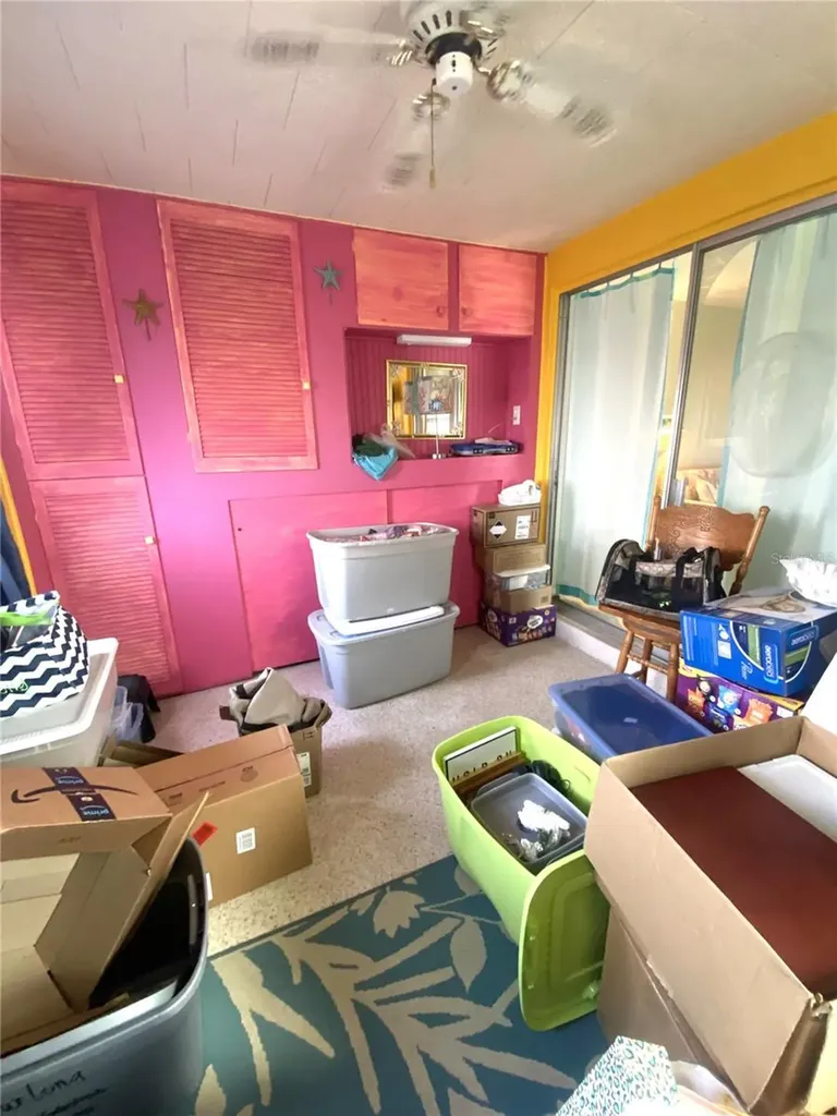 2307 New York Avenue Bradenton FL 34207