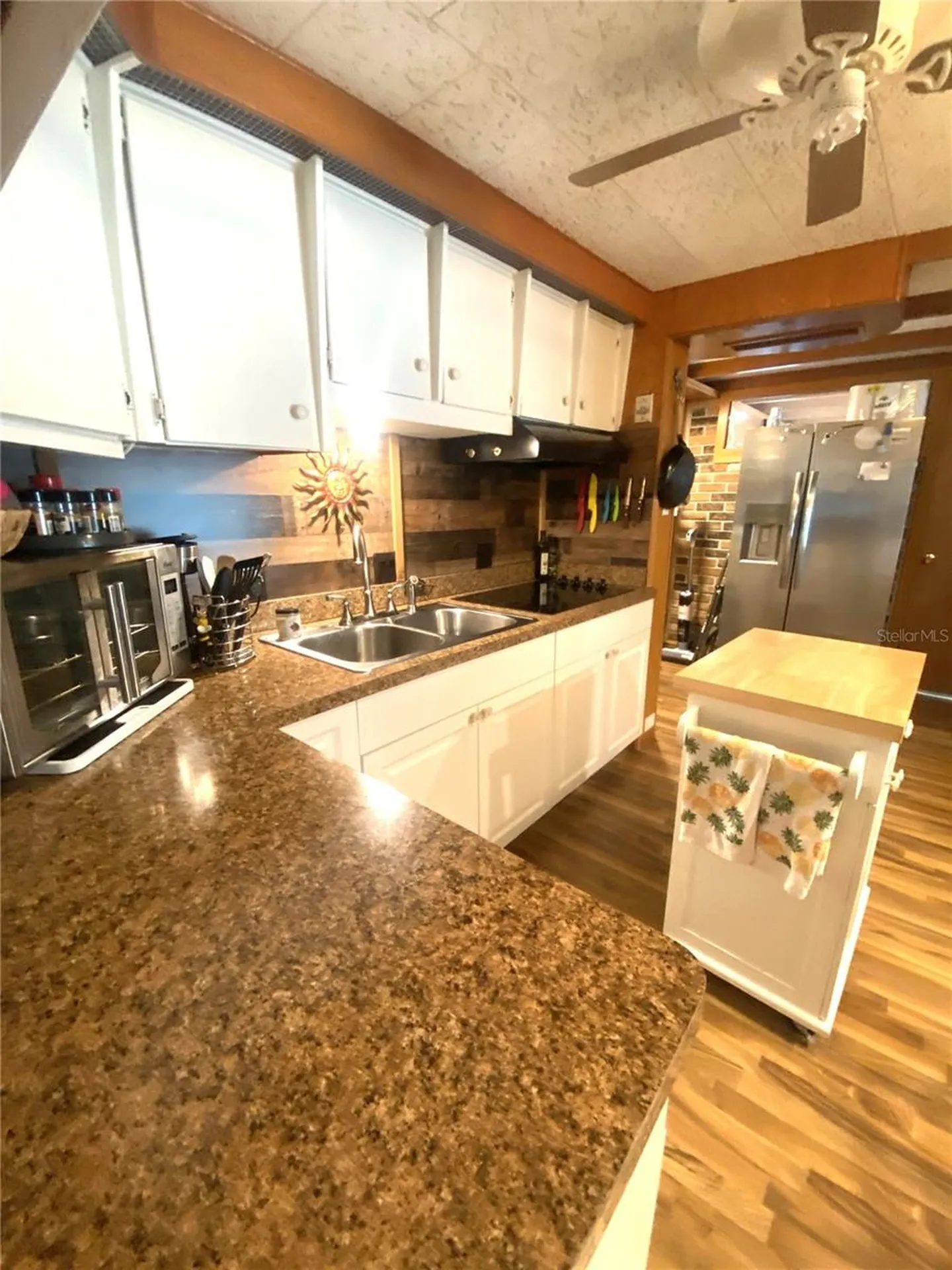 2307 New York Avenue Bradenton FL 34207