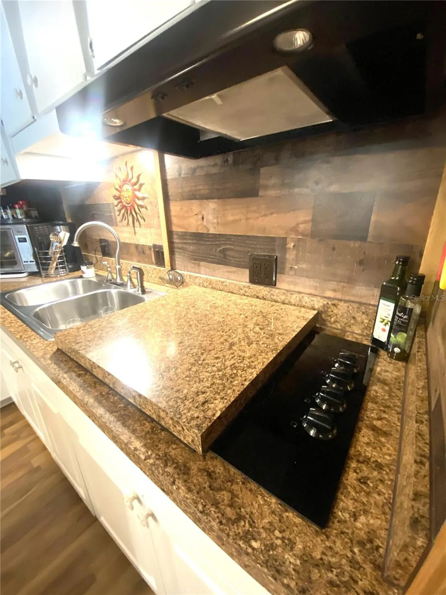 2307 New York Avenue Bradenton FL 34207