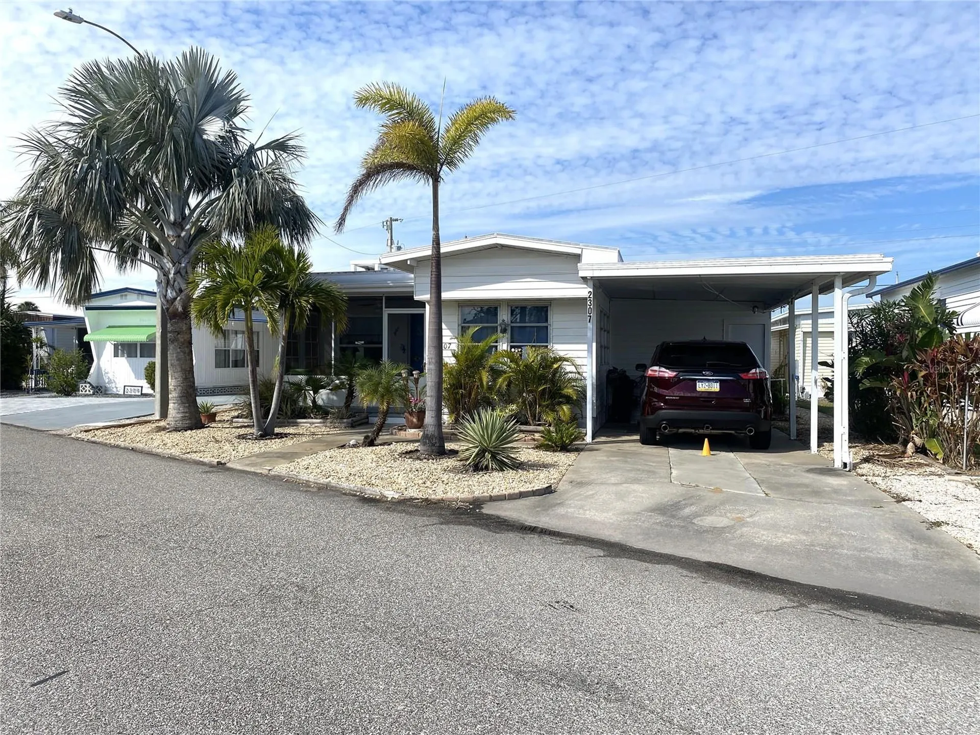 2307 New York Avenue Bradenton FL 34207