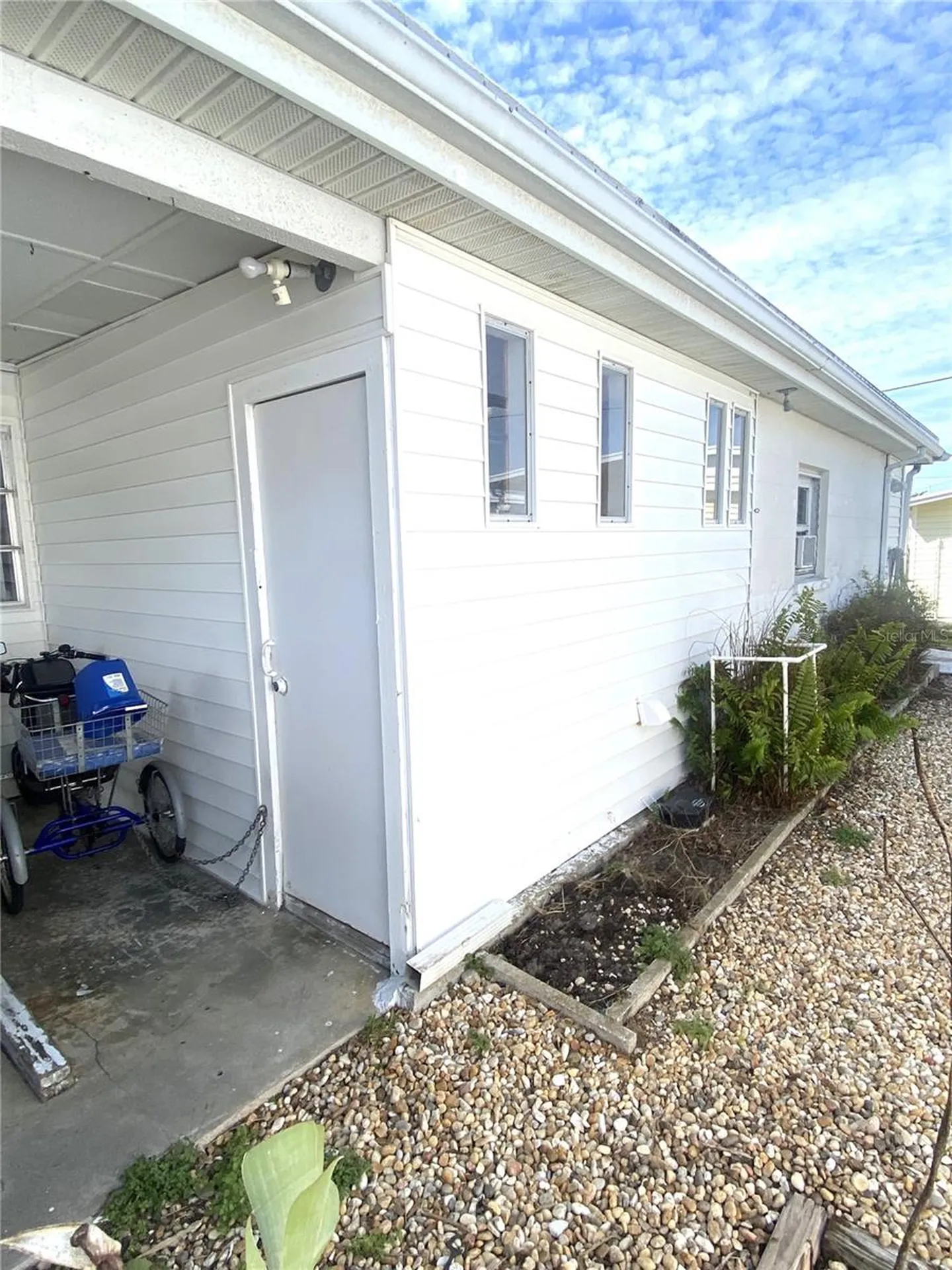 2307 New York Avenue Bradenton FL 34207
