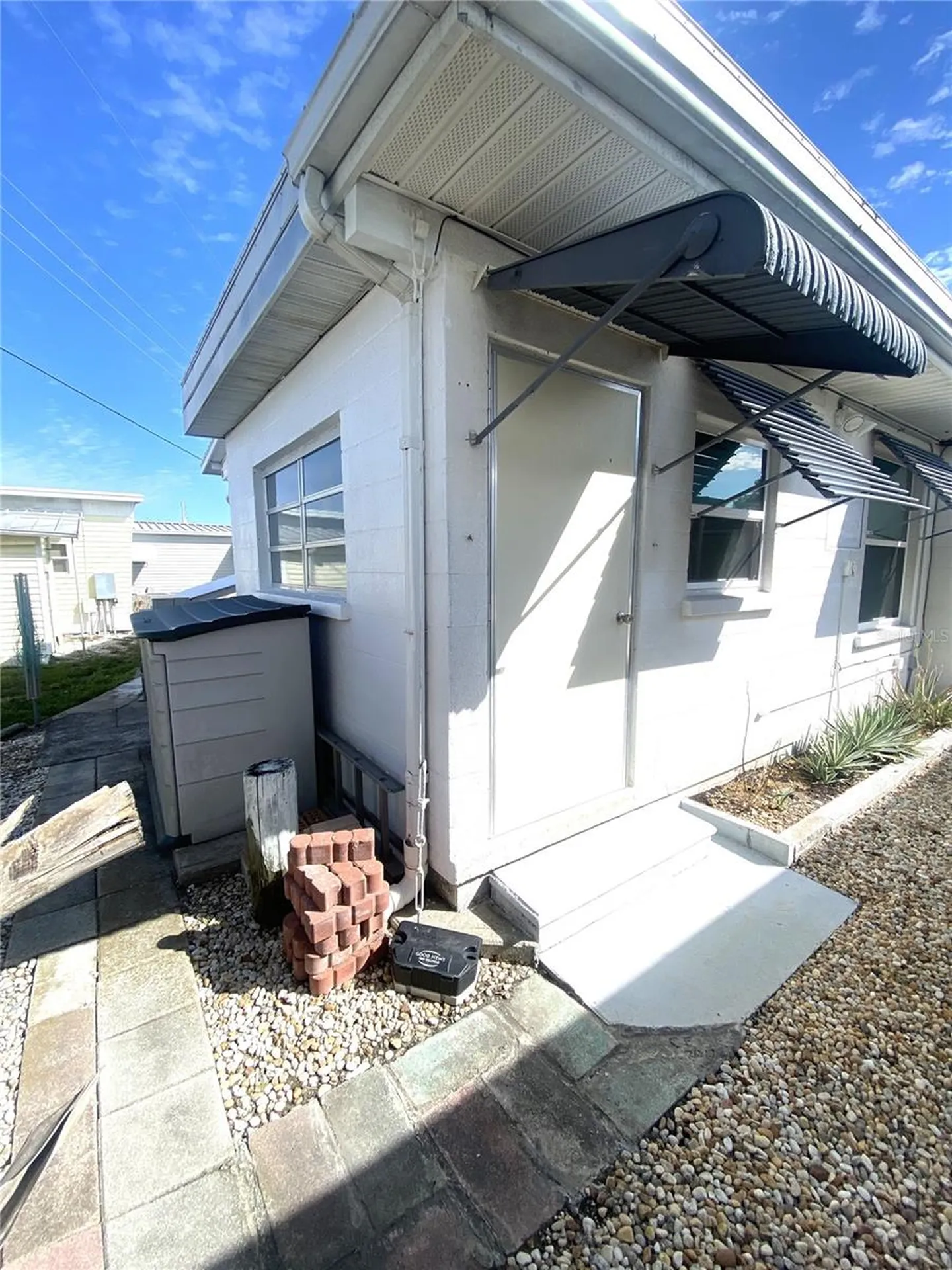 2307 New York Avenue Bradenton FL 34207