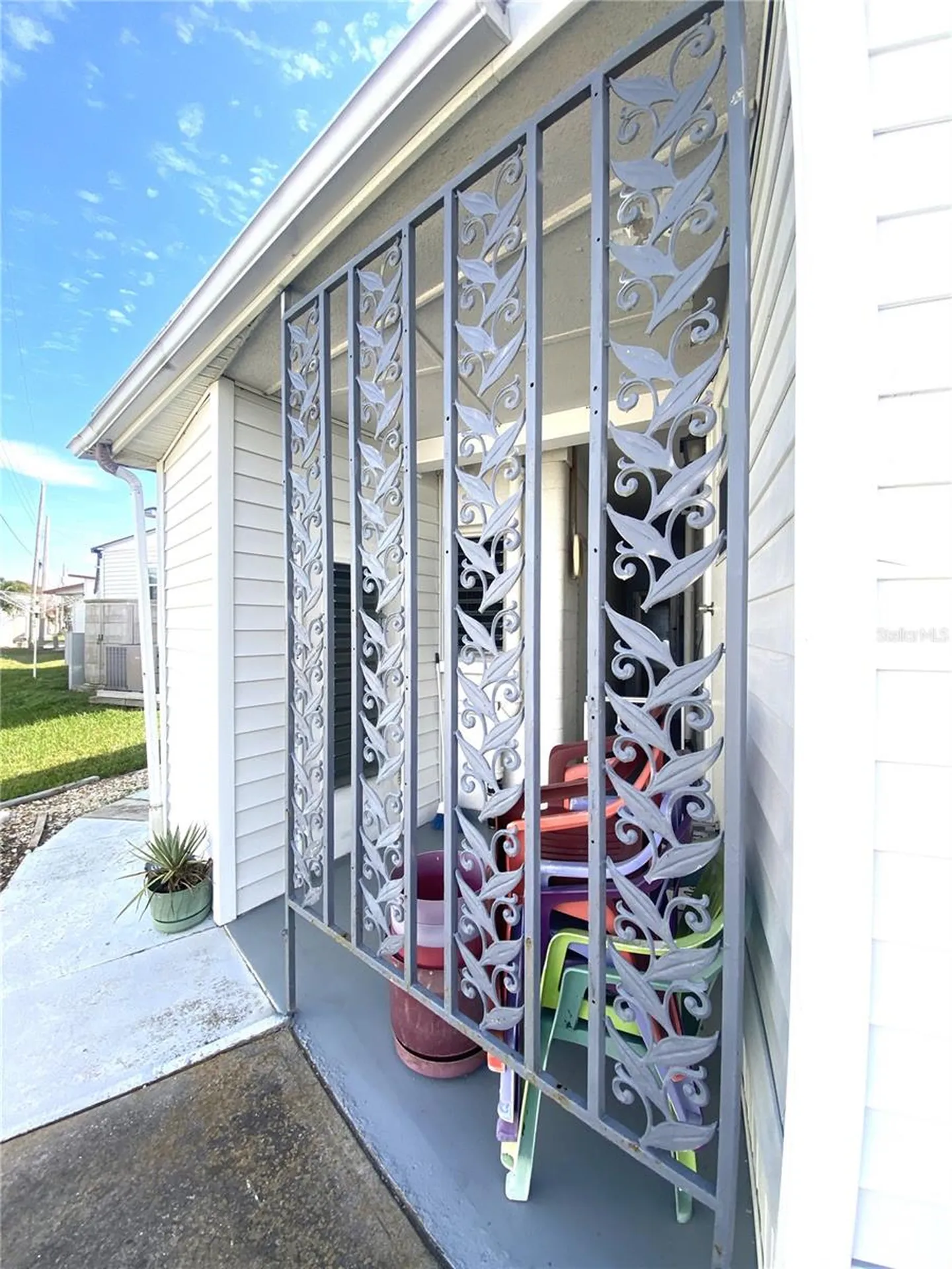 2307 New York Avenue Bradenton FL 34207