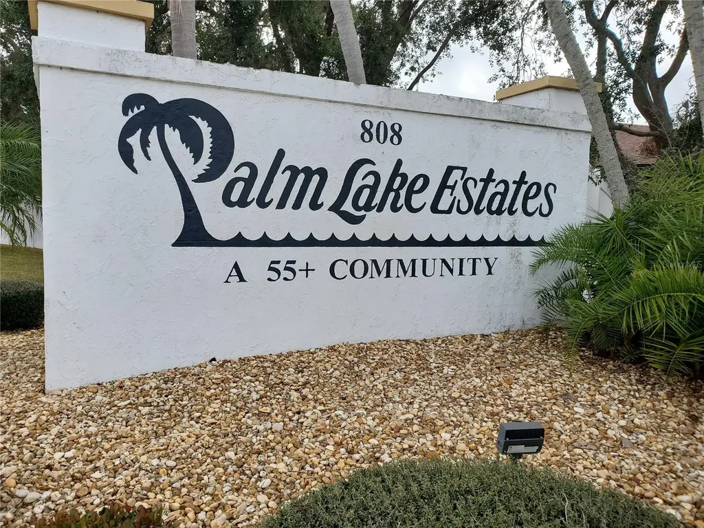 808 53rd Avenue E Bradenton FL 34203