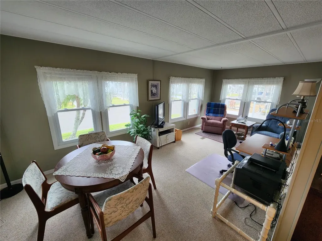 808 53rd Avenue E Bradenton FL 34203