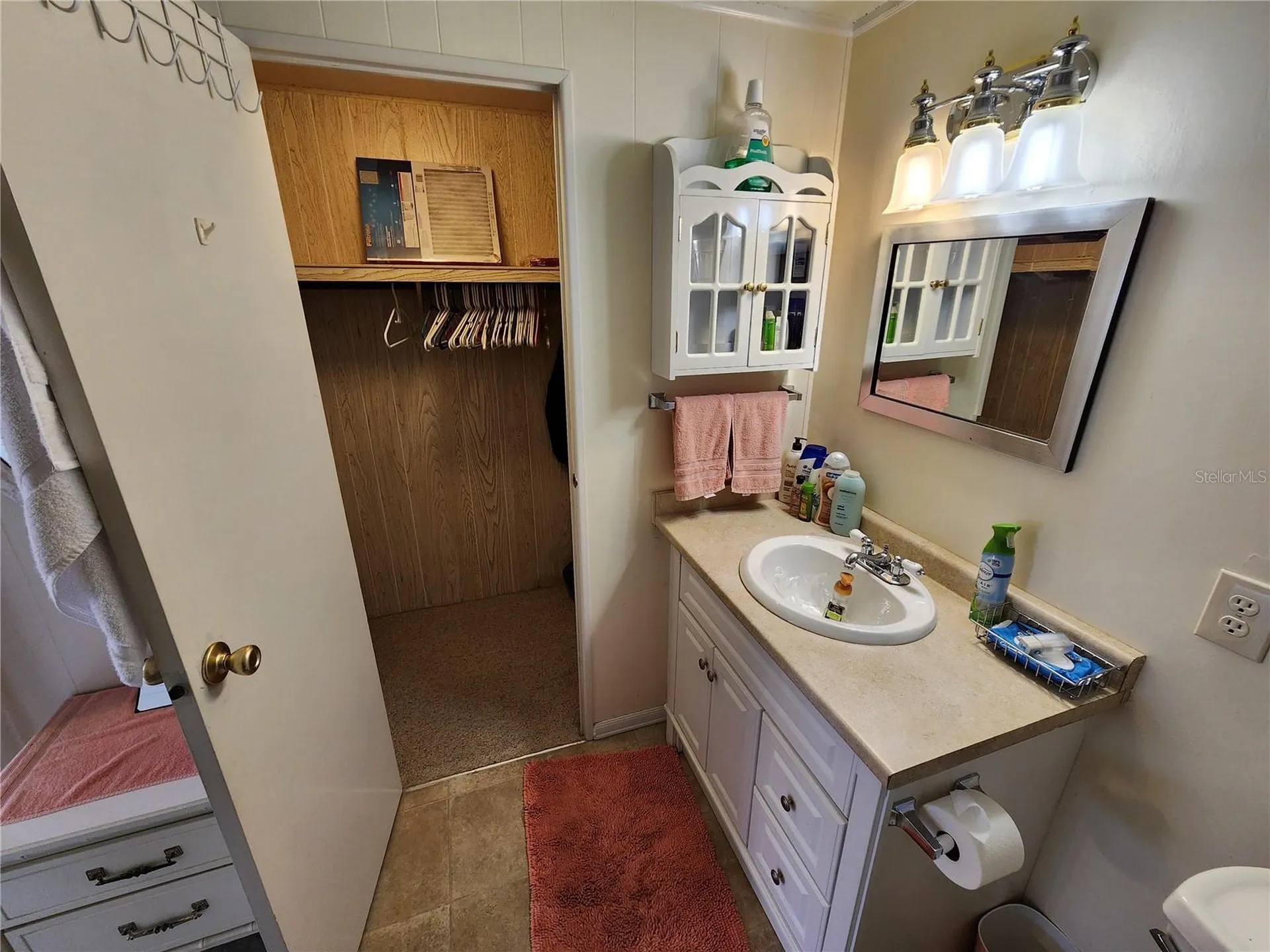 808 53rd Avenue E Bradenton FL 34203