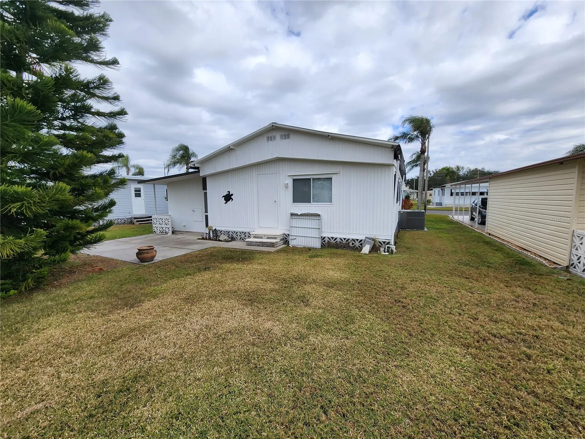 808 53rd Avenue E Bradenton FL 34203