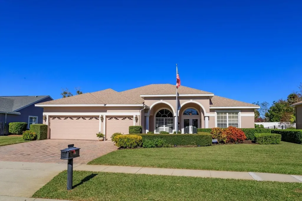 173 Beacon Pointe Drive Ocoee FL 34761