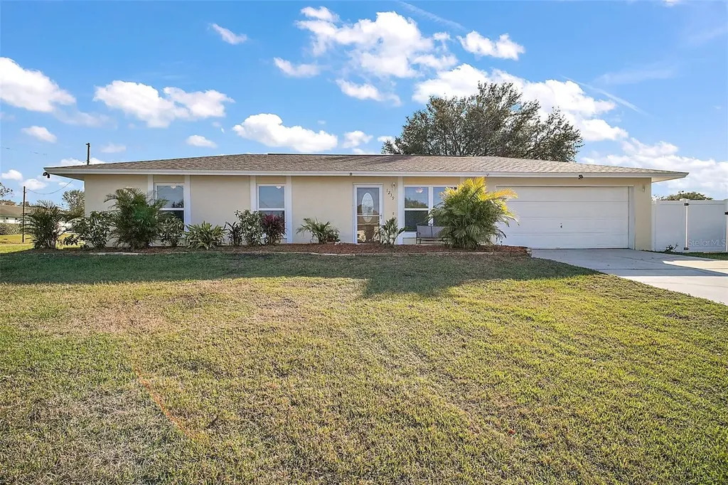 1239 Padgett Circle Lady Lake FL 32159