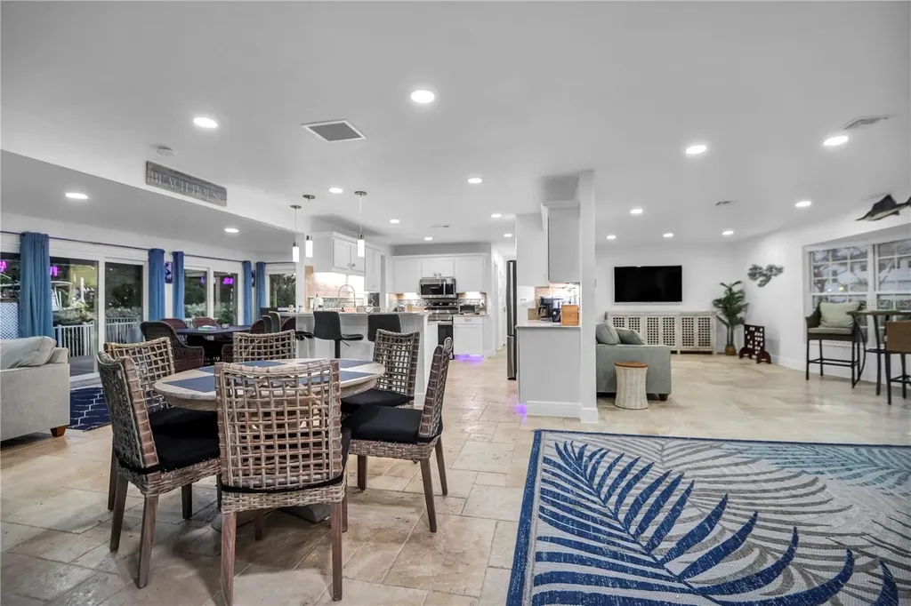 31 Lands End Lane Sarasota FL 34242