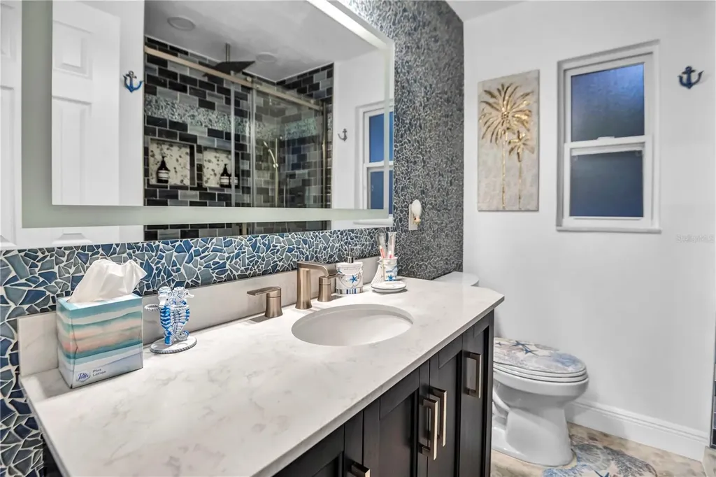 31 Lands End Lane Sarasota FL 34242