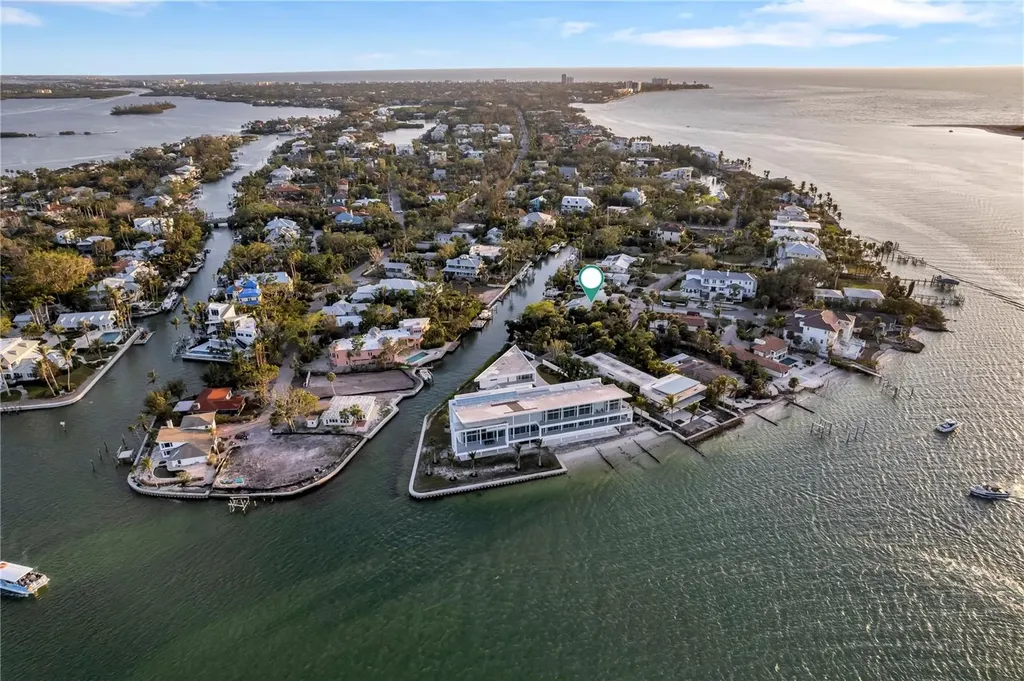 31 Lands End Lane Sarasota FL 34242