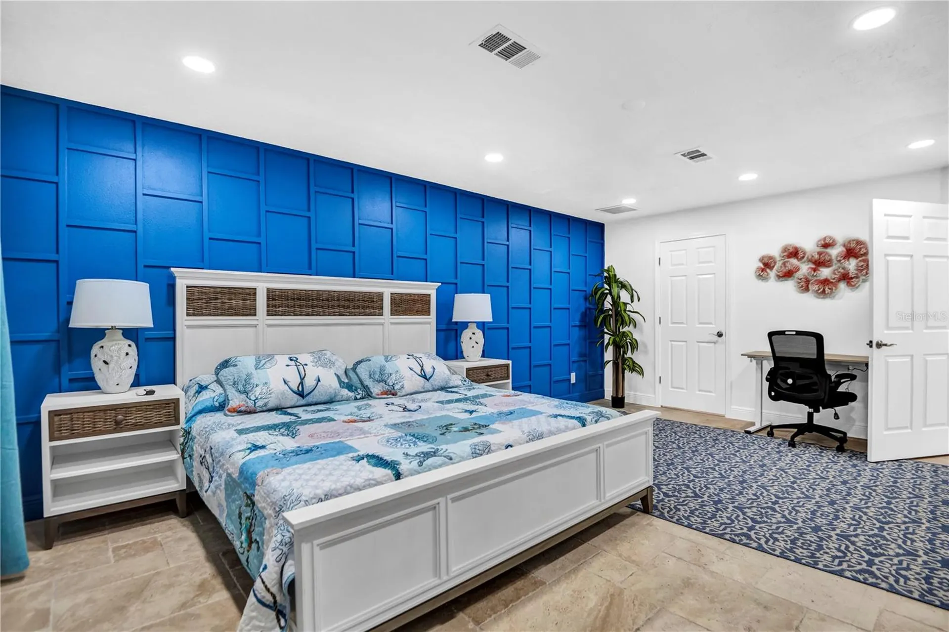 31 Lands End Lane Sarasota FL 34242