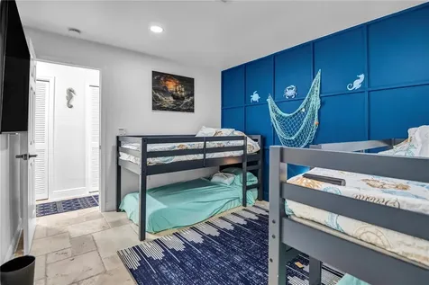 31 Lands End Lane Sarasota FL 34242