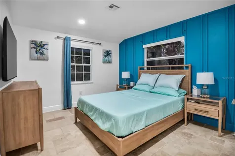 31 Lands End Lane Sarasota FL 34242