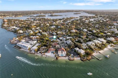 31 Lands End Lane Sarasota FL 34242