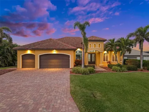 2033 SW 52nd Street Cape Coral FL 33914