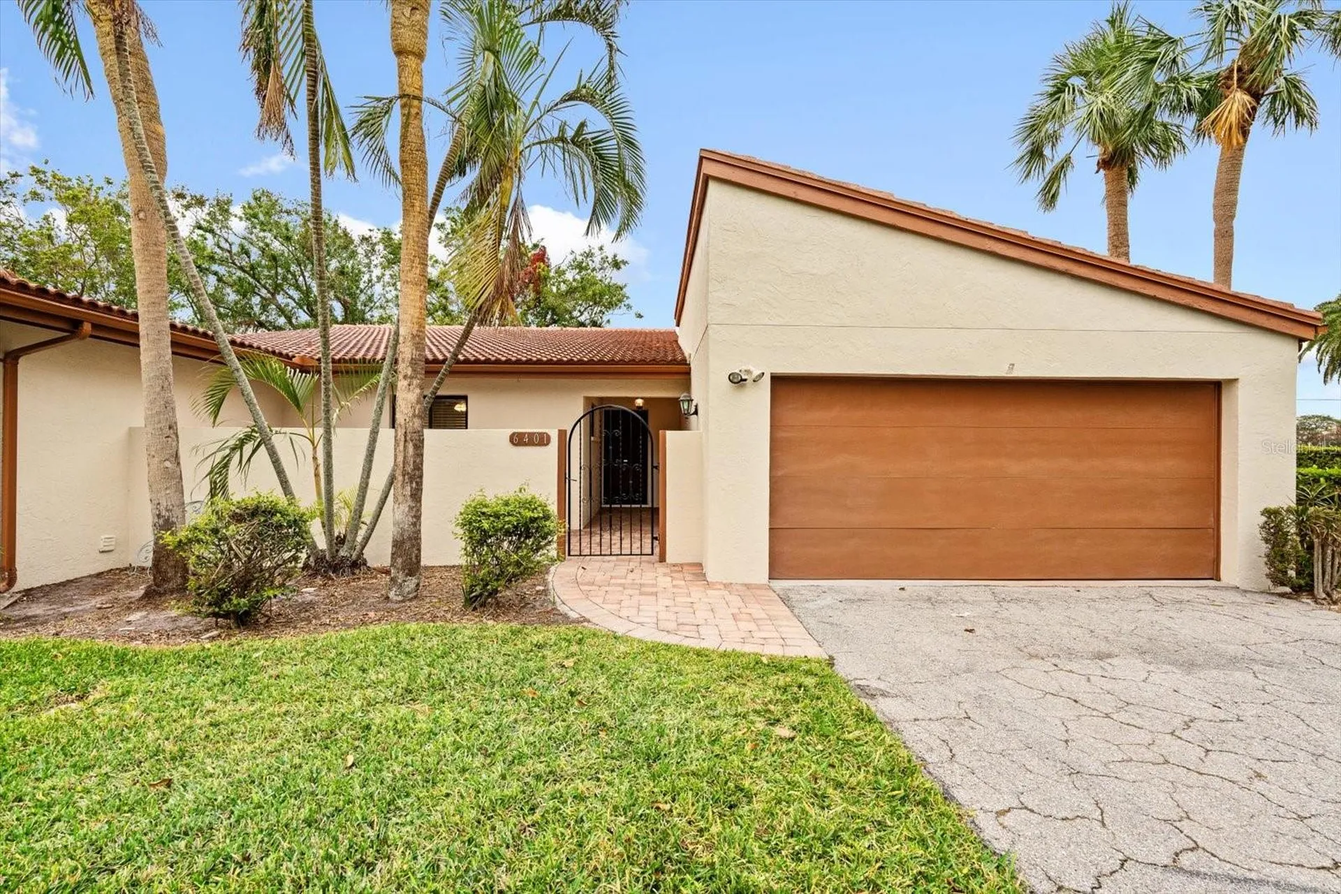 6401 Pelican Drive Bradenton FL 34210