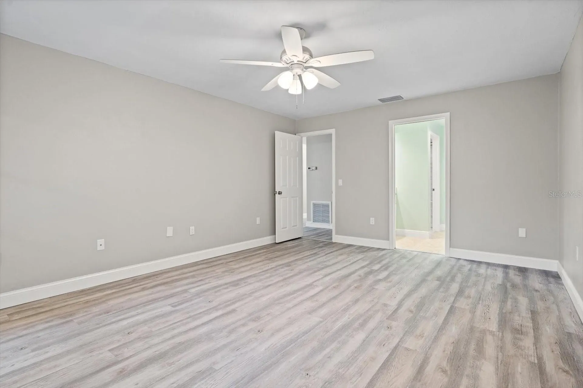 6401 Pelican Drive Bradenton FL 34210