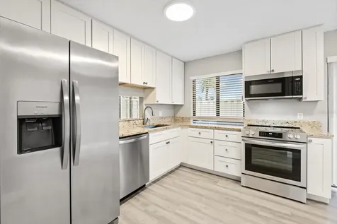 6401 Pelican Drive Bradenton FL 34210
