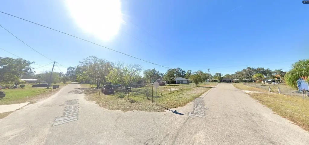Minor Avenue Bowling Green FL 33834