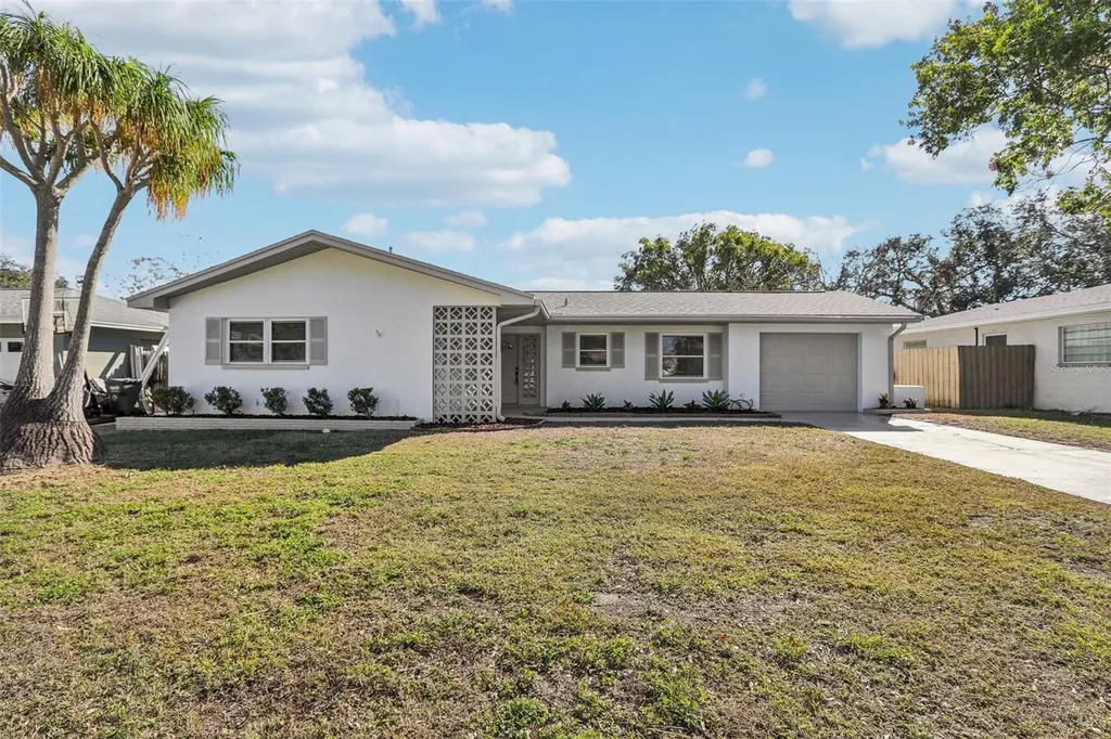 10904 90th Terrace Seminole FL 33772