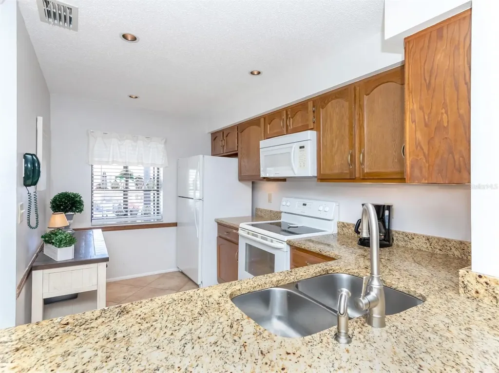 380 Three Lakes Lane Venice FL 34285