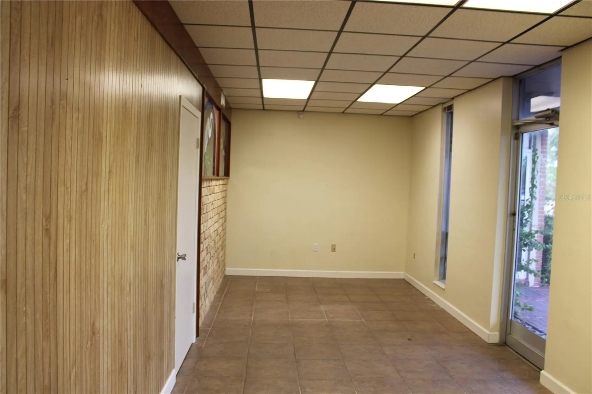 1224 66th Street N St Petersburg FL 33710