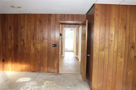 1224 66th Street N St Petersburg FL 33710