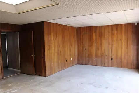 1224 66th Street N St Petersburg FL 33710