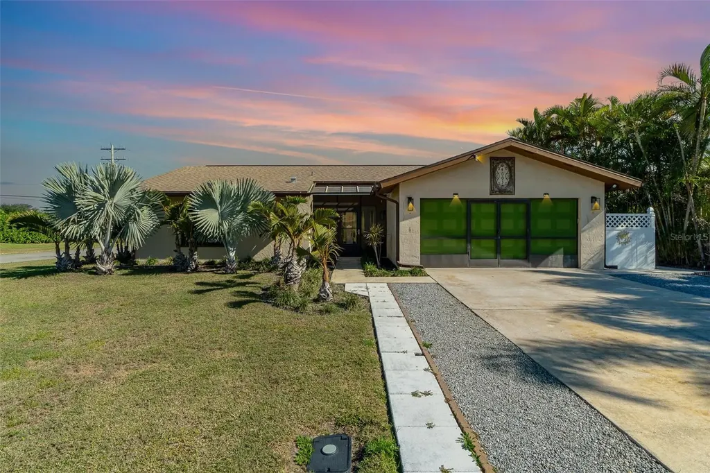 4003 SE 1st Court Cape Coral FL 33904
