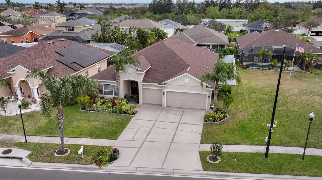 315 19th Street NW Ruskin FL 33570