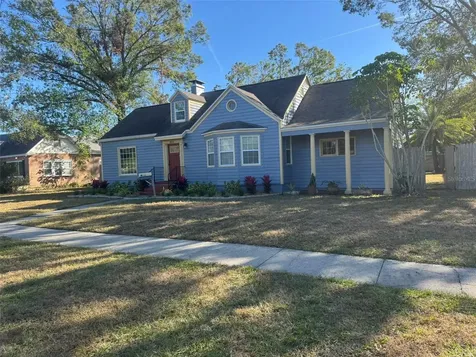 3032 7th Avenue N St Petersburg FL 33713