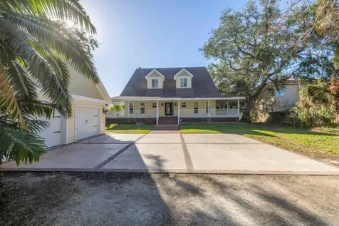 7172 Dr Martin Luther King Jr Street S St Petersburg FL 33705