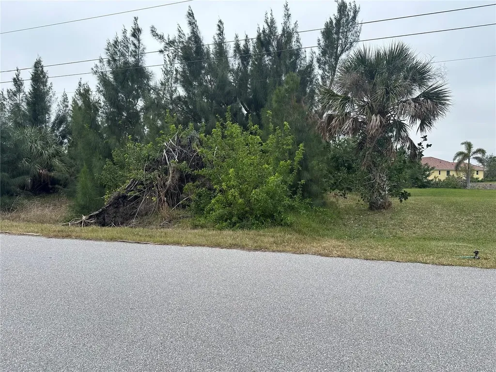 10178 Owl Head Circle Port Charlotte FL 33981