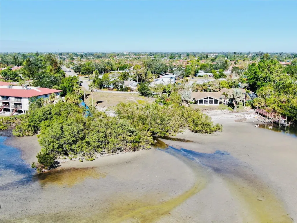 6649 Renssalaer Drive Bradenton FL 34207