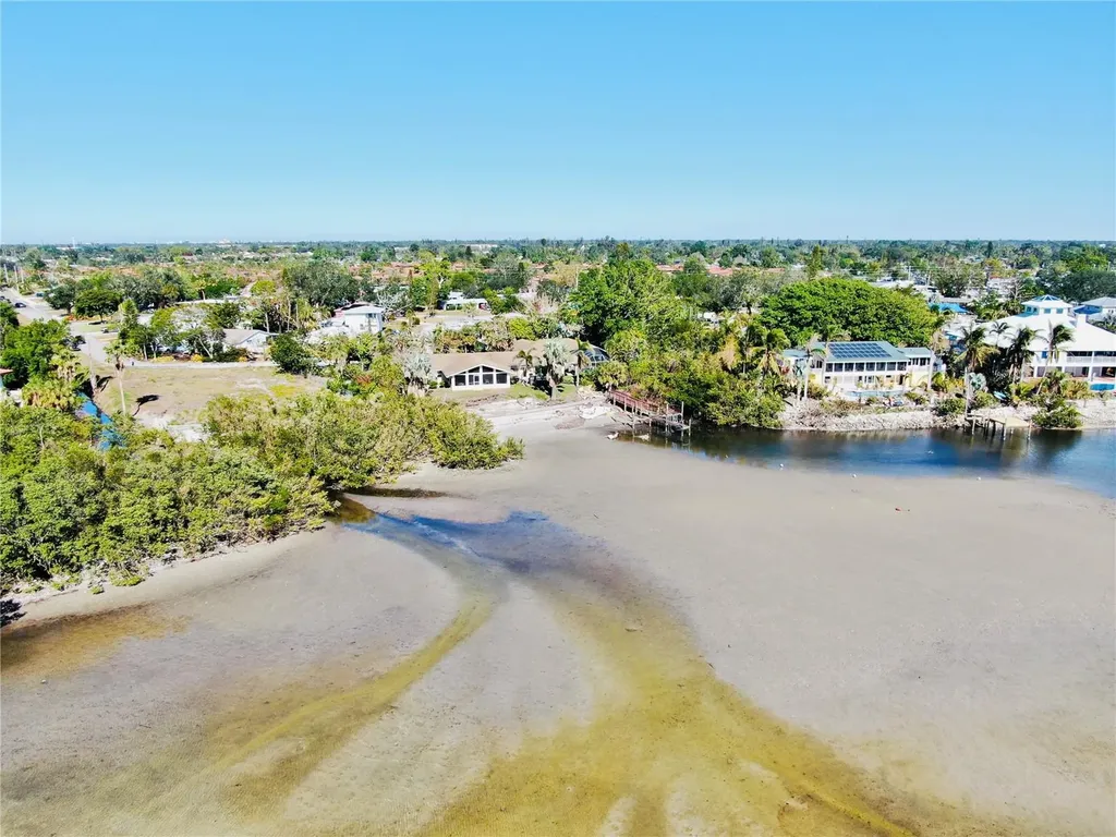 6649 Renssalaer Drive Bradenton FL 34207