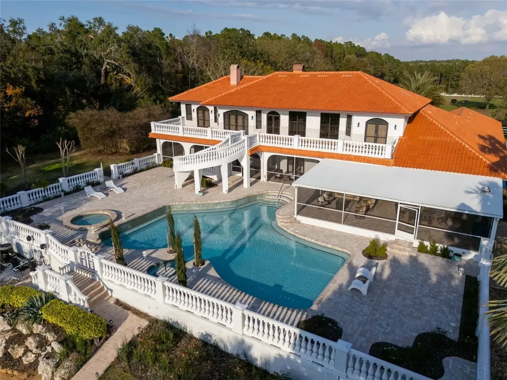 11148 Lane Park Road Tavares FL 32778