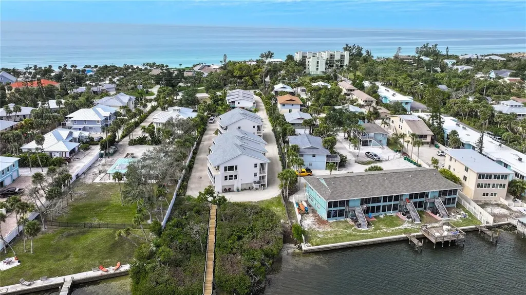 5031 N Beach Road Englewood FL 34223