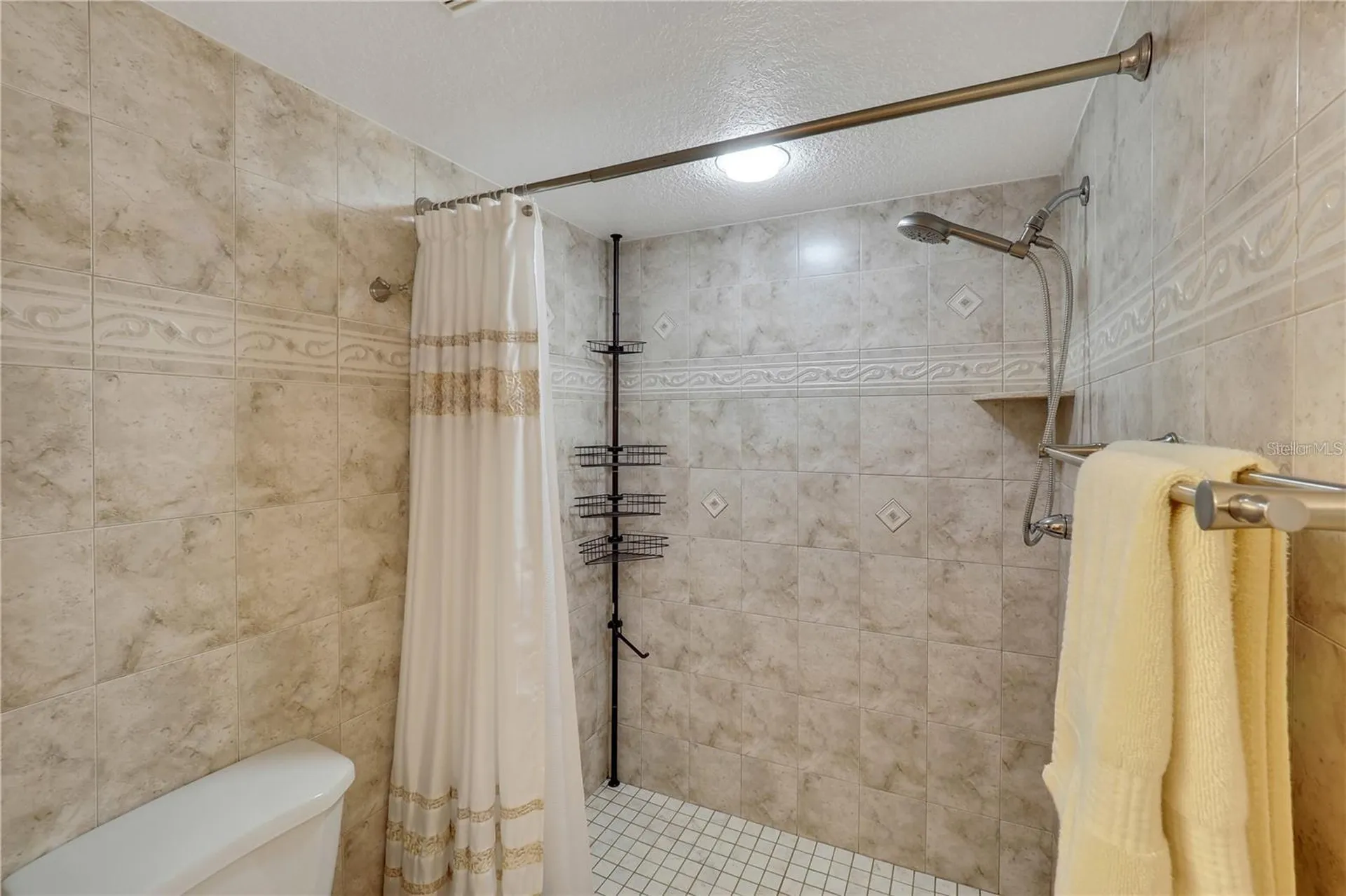 5031 N Beach Road Englewood FL 34223